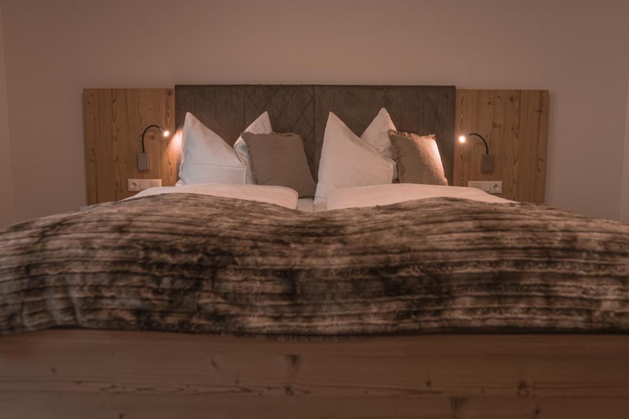 Brandgut - Vor Freude Gluehen Hotel Viehhofen Kültér fotó